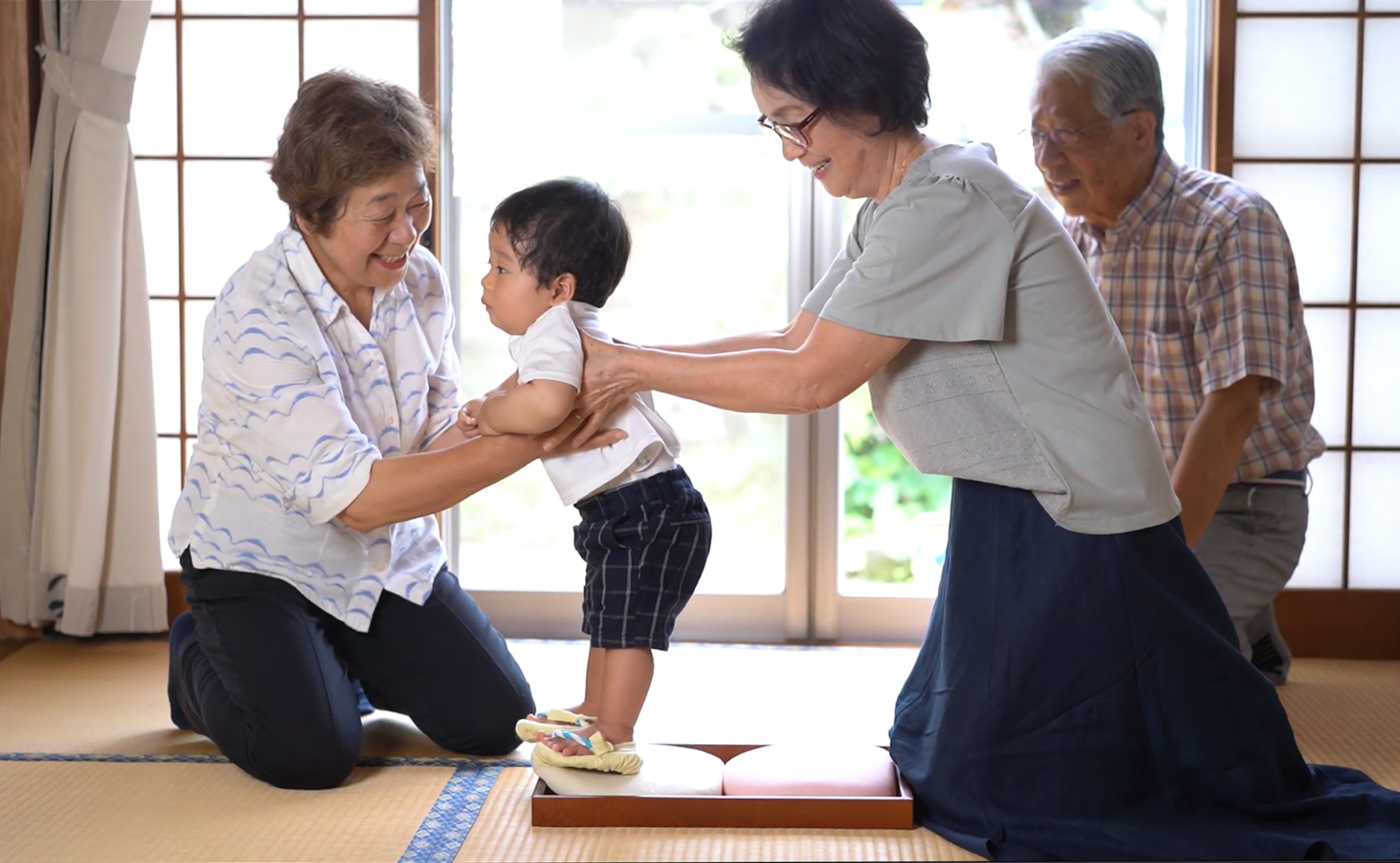 息子の餅踏みをしました