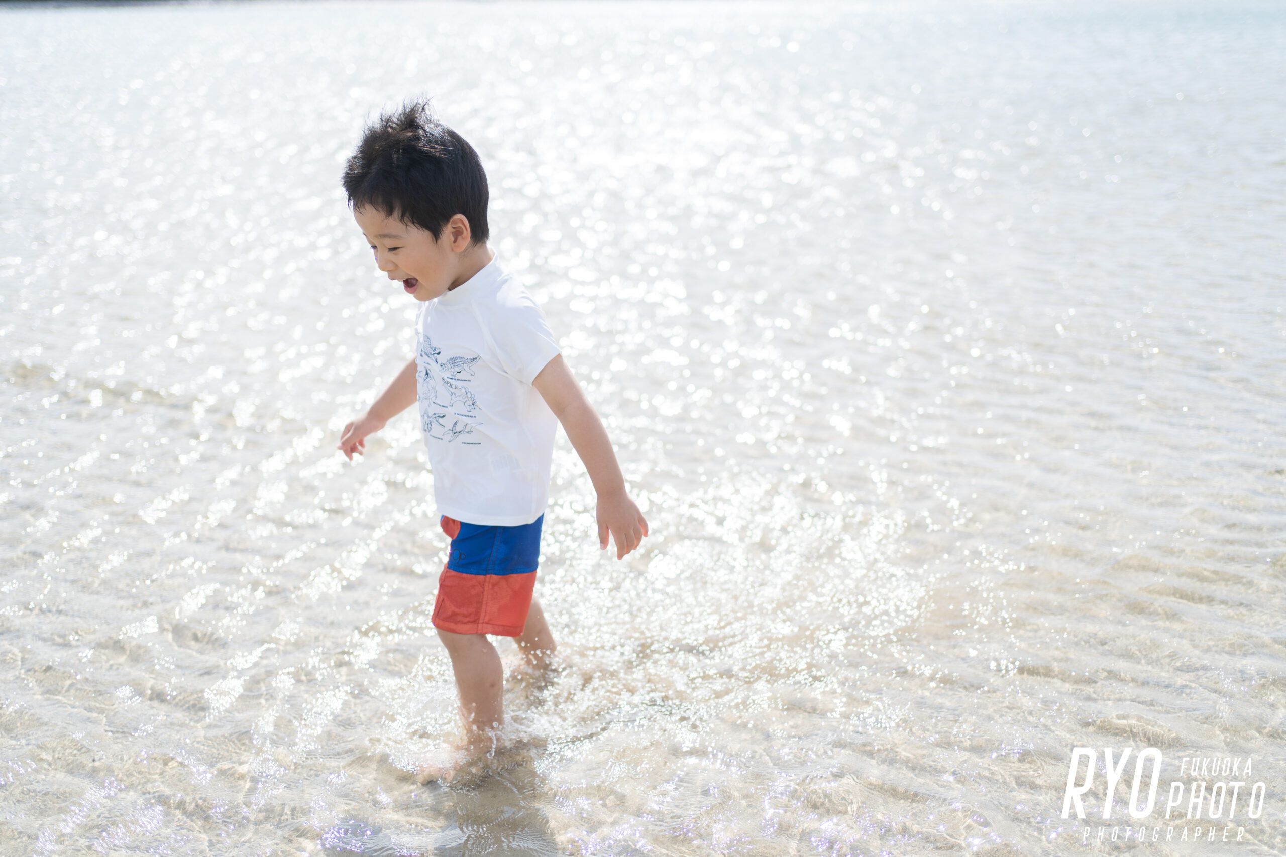 松浦市の大崎海水浴場で撮影した子供の写真