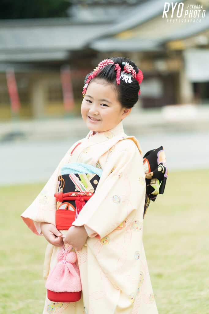 護国神社で撮影した7歳女の子の七五三の写真